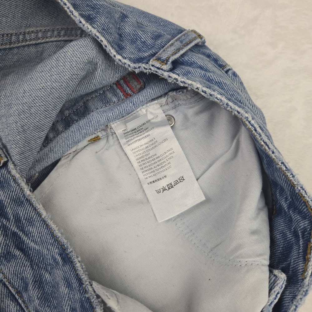 BDG Urban Outfitters Women's Mom High Rise Jeans Size 28 Light Wash Straight Leg - Picture 7 of 13
